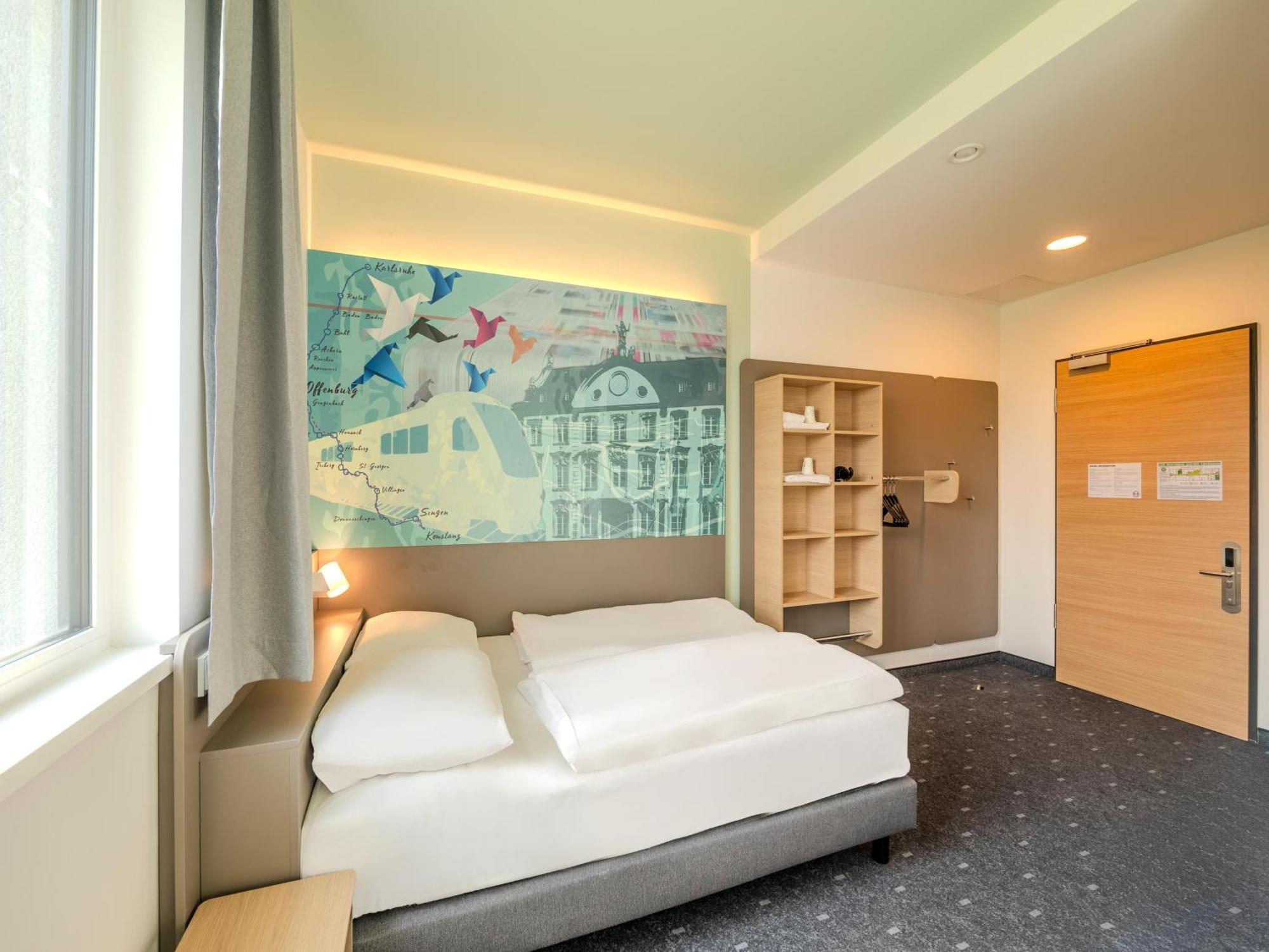 B&B Hotel Offenburg-Hbf Exterior foto